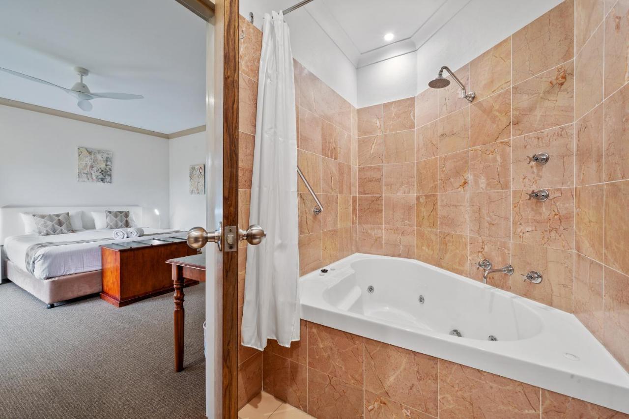 Oasis Inn Ulladulla - Welcoming Guests 18 Years And Older Eksteriør bilde